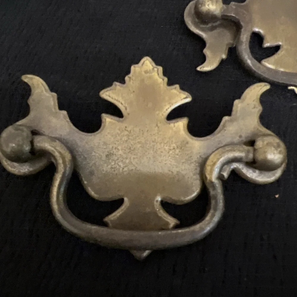 Vintage Colonial Maple Leaf Drawer Pulls Set Of 5 Antique Brass Tone Finish